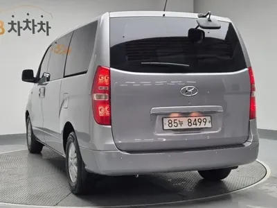 Hyundai Starex 2017, 95602 км, за 6967.5 USD