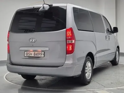 Hyundai Starex 2017, 95602 км, за 6967.5 USD