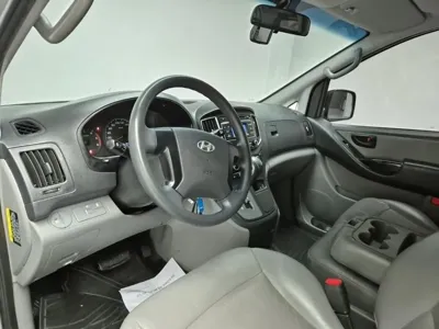Hyundai Starex 2017, 95602 км, за 6967.5 USD