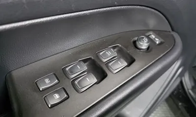 KG_Mobility_Ssangyong Rexton 2018, 125350 км, за 7111.89 USD - фото 12