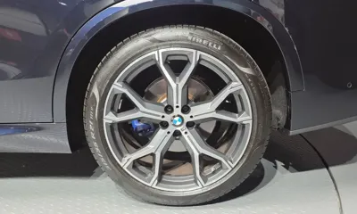 BMW X5 2023, 25218 км, за 59406.59 USD - фото 21
