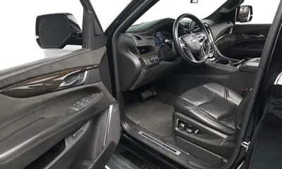 Cadillac Escalade 2016, 78326 км, за 24897.61 USD - фото 10