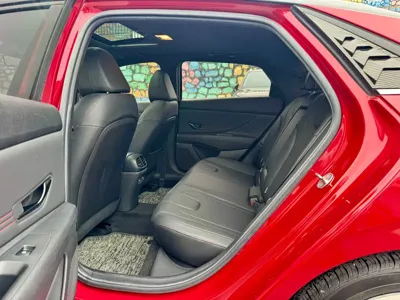 Hyundai Elantra 2021, 34700 км, за 9561.83 USD - фото 6