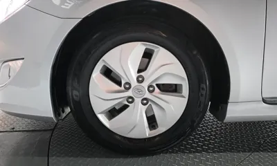 Hyundai Sonata 2014, 212871 км, за 2494.42 USD