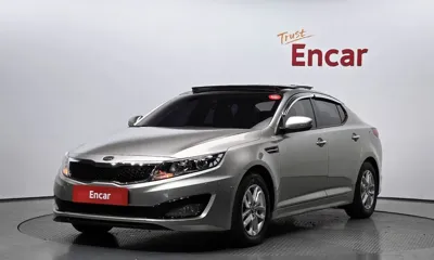 Kia K5 · 2011 год