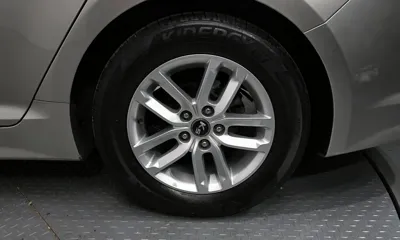 Kia K5 2011, 115577 км, за 3282.03 USD