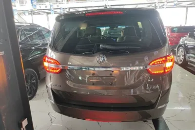Buick GL8 2014, 115500 км, за 11288 USD