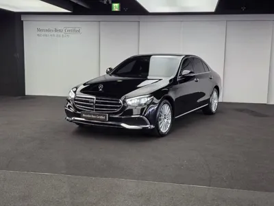 Mercedes-Benz E-Class · 2022 год