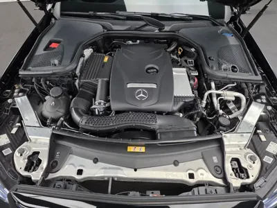 Mercedes-Benz E-Class 2022, 20897 км, за 28622.44 USD
