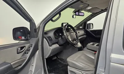 Hyundai Starex 2013, 128507 км, за 5496.68 USD - фото 10