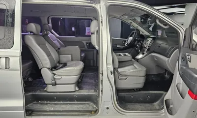 Hyundai Starex 2013, 128507 км, за 5496.68 USD - фото 12