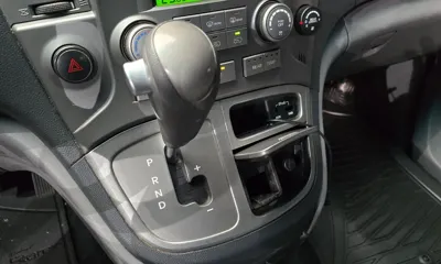 Hyundai Starex 2014, 118721 км, за 5583.08 USD - фото 9