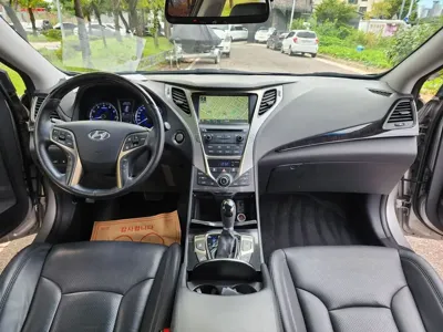 Hyundai Grandeur 2014, 93000 км, за 3875.46 USD - фото 9