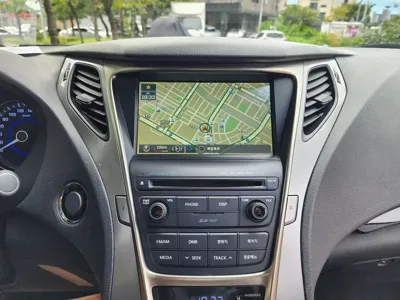 Hyundai Grandeur 2014, 93000 км, за 3875.46 USD - фото 12
