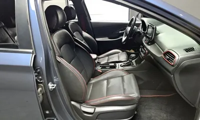 Hyundai i30 2018, 75007 км, за 7535.7 USD - фото 10