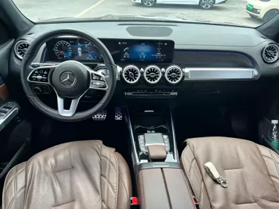 Mercedes-Benz GLB 2023, 46000 км, за 21514.12 USD