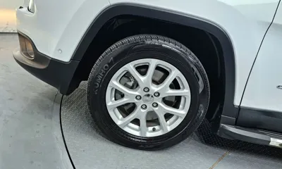 Jeep Cherokee 2018, 93013 км, за 5219.69 USD