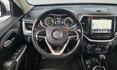 Jeep Cherokee 2018, 93013 км, за 5219.69 USD - фото 13