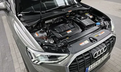 Audi Q3 2023, 42543 км, за 28145.67 USD - фото 6