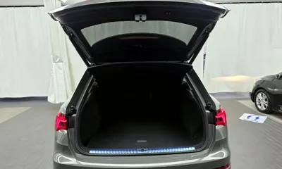 Audi Q3 2023, 42543 км, за 28145.67 USD - фото 20