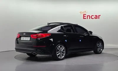 Kia K5 2014, 81753 км, за 5074.17 USD