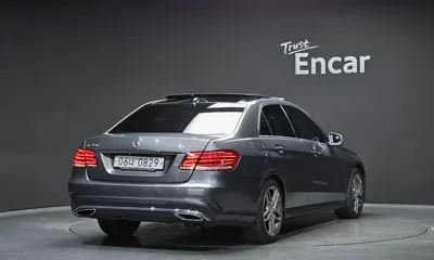 Mercedes-Benz E-Class 2016, 237602 км, за 7817.59 USD
