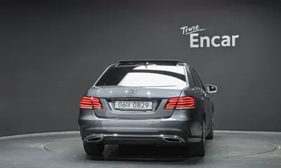Mercedes-Benz E-Class 2016, 237602 км, за 7817.59 USD