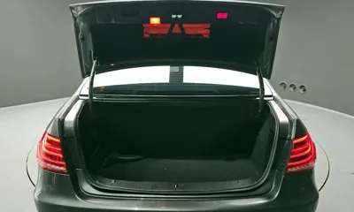 Mercedes-Benz E-Class 2016, 237602 км, за 7817.59 USD - фото 20