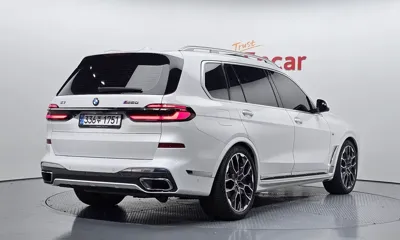 BMW X7 2024, 57614 км, за 78333.2 USD