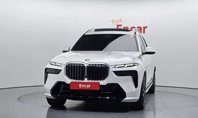 BMW X7 2024, 57614 км, за 78333.2 USD