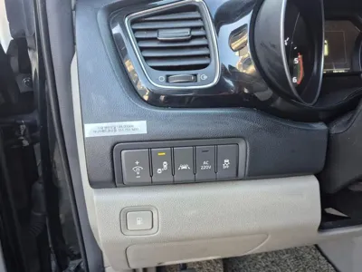 Kia Canival 2015, 180000 км, за 5185.77 USD - фото 9