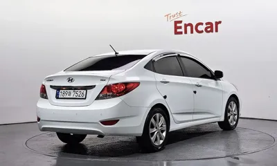 Hyundai Accent 2013, 148743 км, за 2973.51 USD