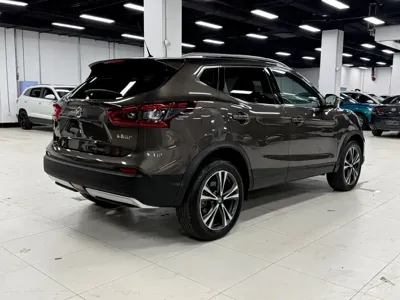 Nissan Qashqai 2022, 13000 км, за 15273.39 USD