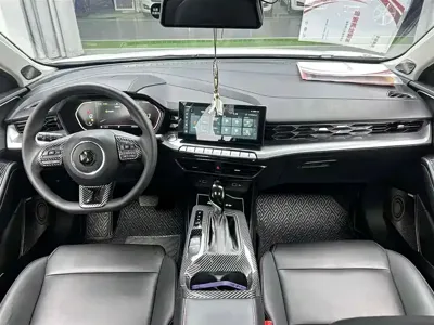 MG MG5 2021, 28000 км, за 4552.88 USD