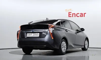 Toyota Prius 2018, 127858 км, за 9583.83 USD