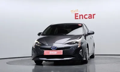 Toyota Prius 2018, 127858 км, за 9583.83 USD