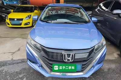 Honda Gienia 2017, 130100 км, за 6618 USD