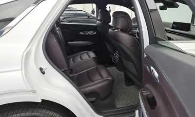 Genesis GV70 2021, 34894 км, за 25272.42 USD - фото 12