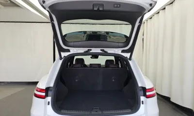 Genesis GV70 2021, 34894 км, за 25272.42 USD - фото 20