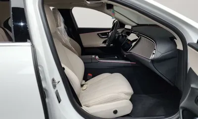 Mercedes-Benz E-Class 2025, 13556 км, за 37612.4 USD - фото 26