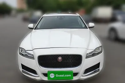 Jaguar XFL 2019, 155700 км, за 10959 USD