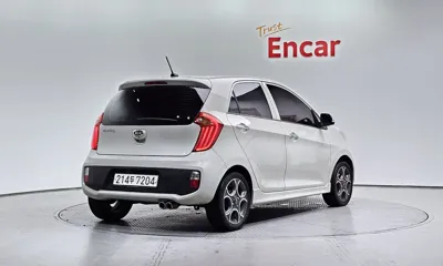 Kia Morning 2012, 104893 км, за 2800.02 USD