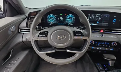 Hyundai Avante 2023, 21362 км, за 17451.32 USD - фото 13
