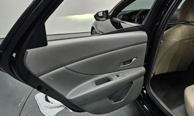 Hyundai Avante 2023, 21362 км, за 17451.32 USD - фото 25
