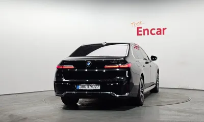 BMW 7-Series 2025, 35571 км, за 71558.74 USD