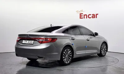Hyundai Grandeur 2014, 152078 км, за 3898.25 USD