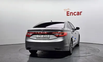 Hyundai Grandeur 2014, 152078 км, за 3898.25 USD