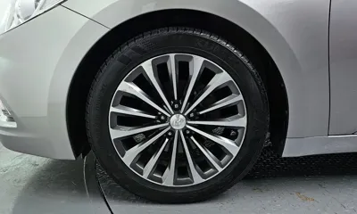 Hyundai Grandeur 2014, 152078 км, за 3898.25 USD