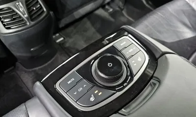 Hyundai Grandeur 2014, 152078 км, за 3898.25 USD - фото 20