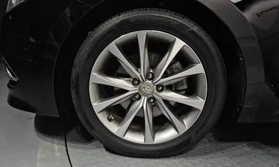 Hyundai Grandeur 2016, 154416 км, за 4532.32 USD